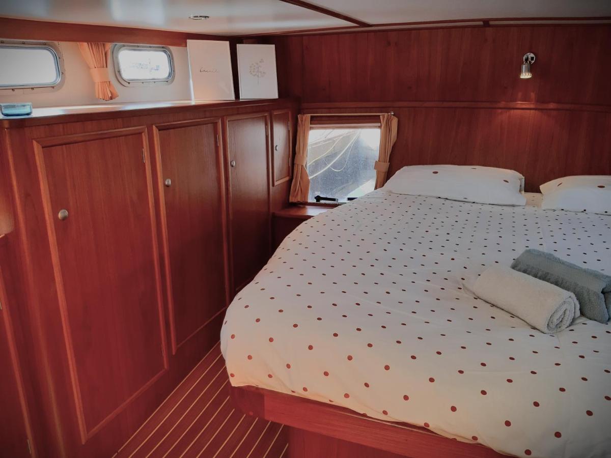Motor Yacht Amazone Bateau-hôtel *