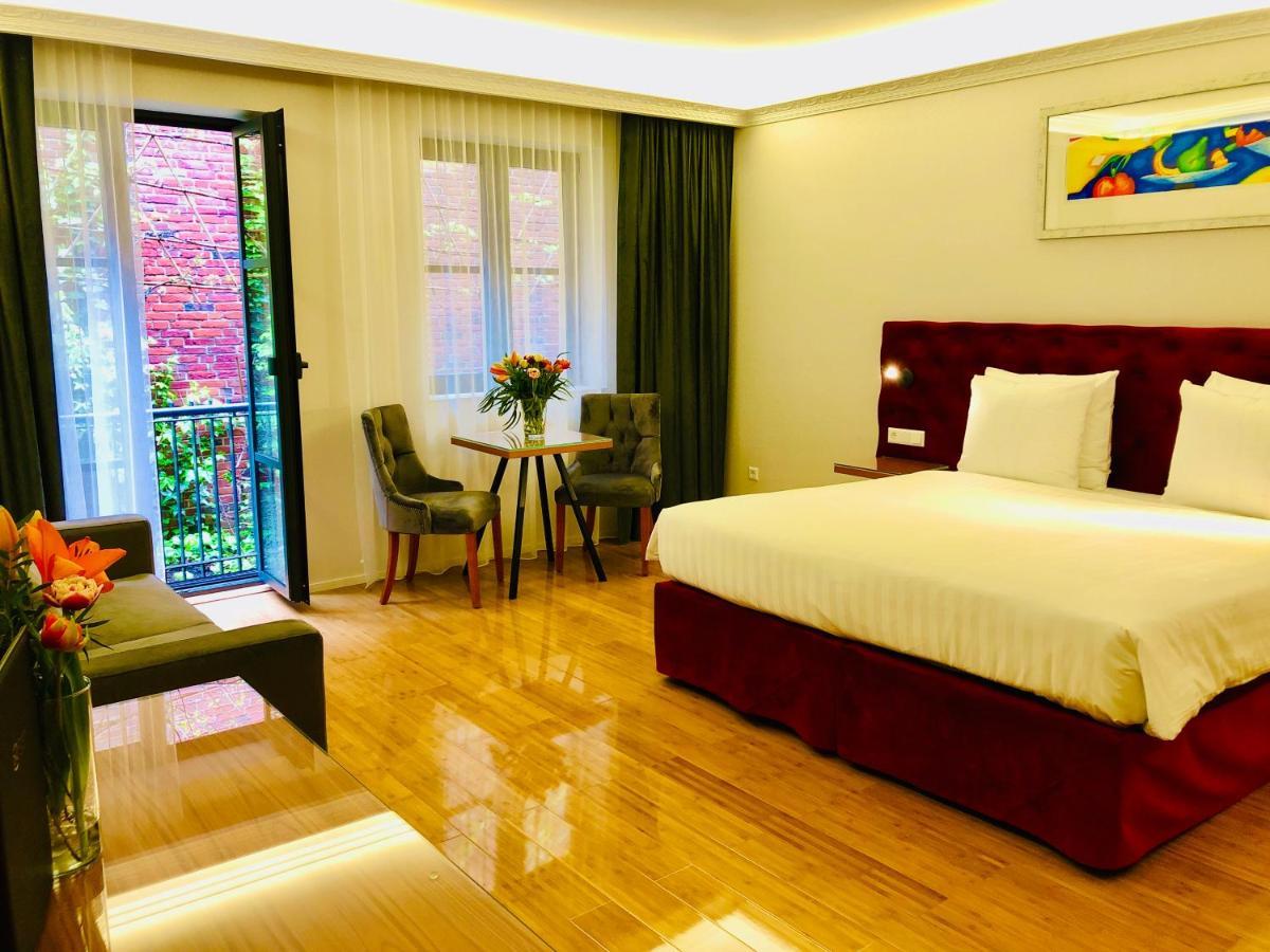 Hotel Chasse Residency 4*