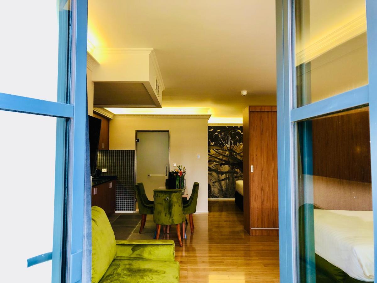 Chasse Residency