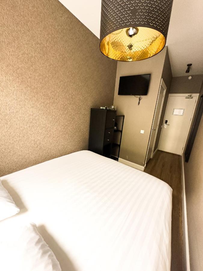 Vondel Garden Centre Hotel 2*