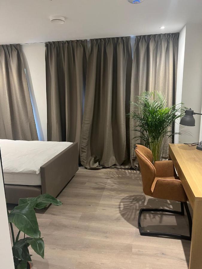 Tolstraat 75 - Senior Care Hotel Amsterdam