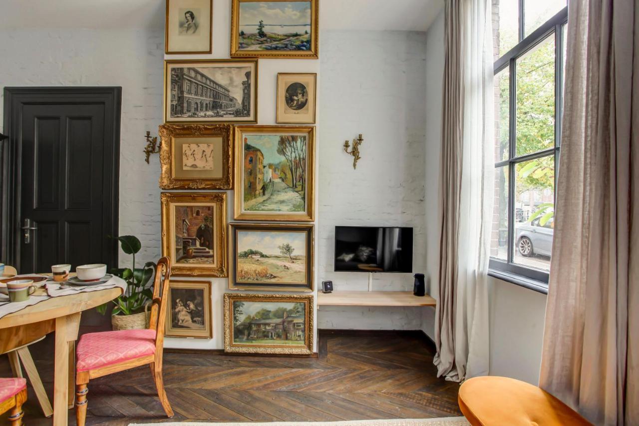 Canal House With Garden Apartment