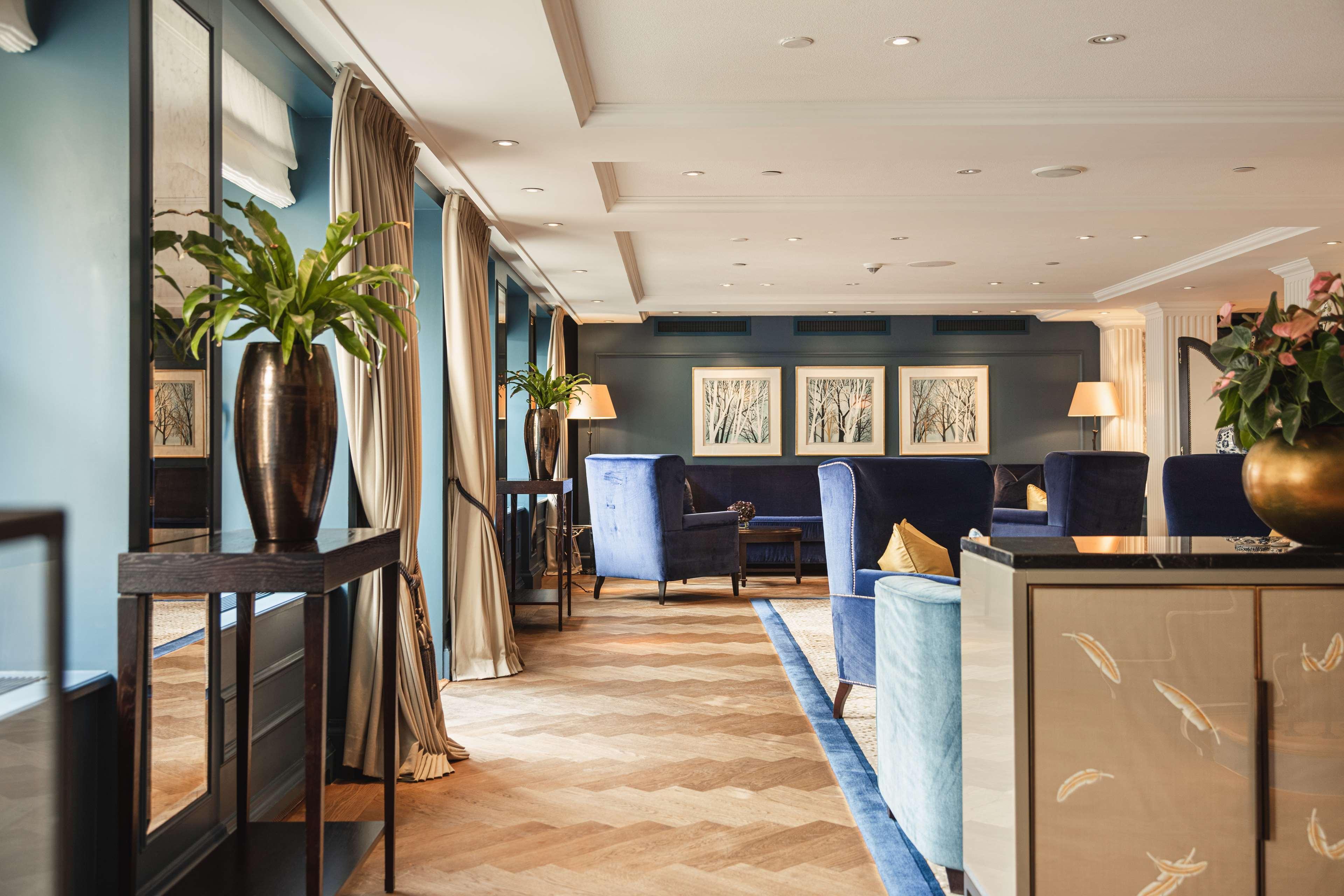Waldorf Astoria Hotel 5*