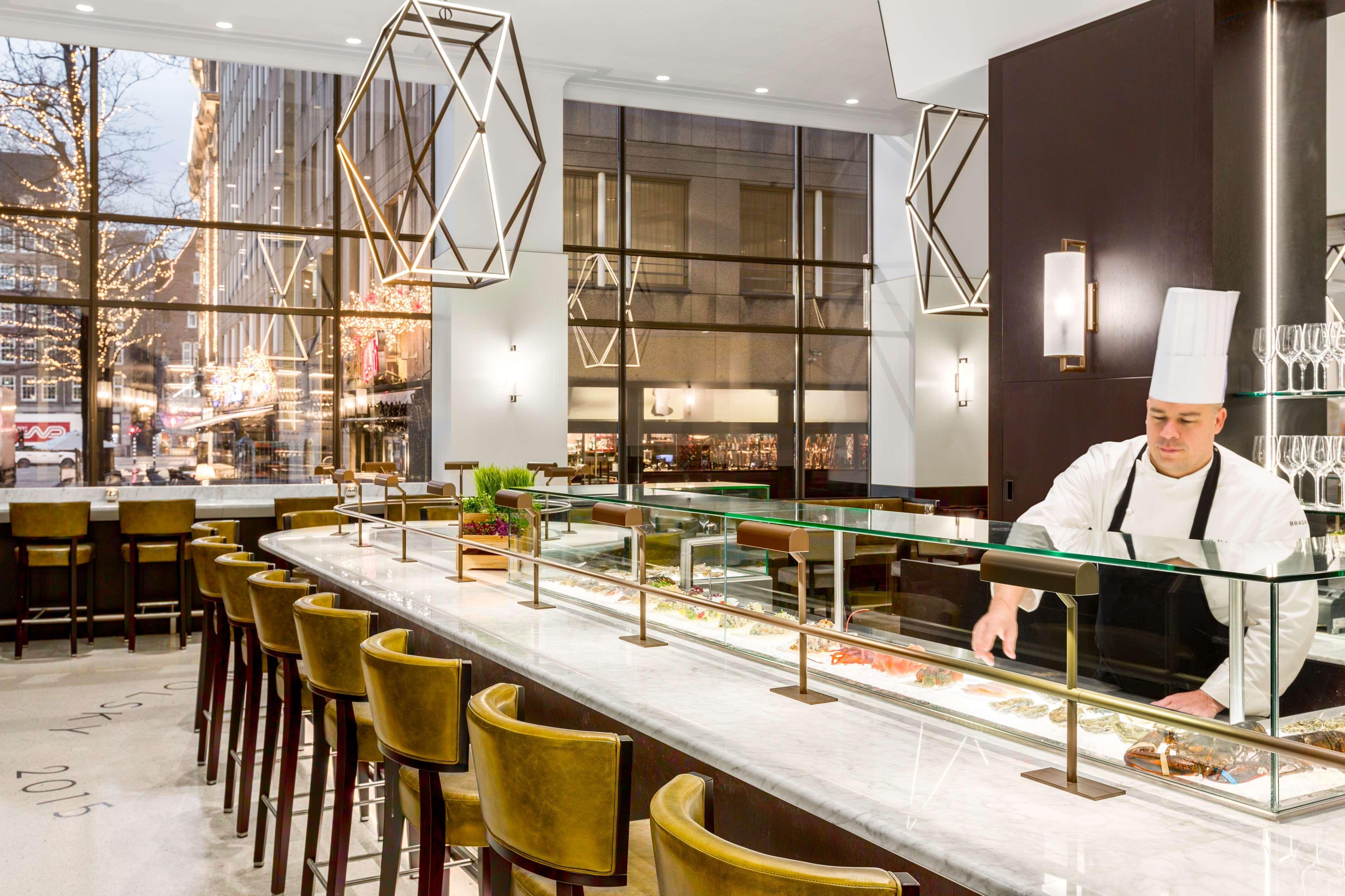 Hotel Anantara Grand Krasnapolsky 5*