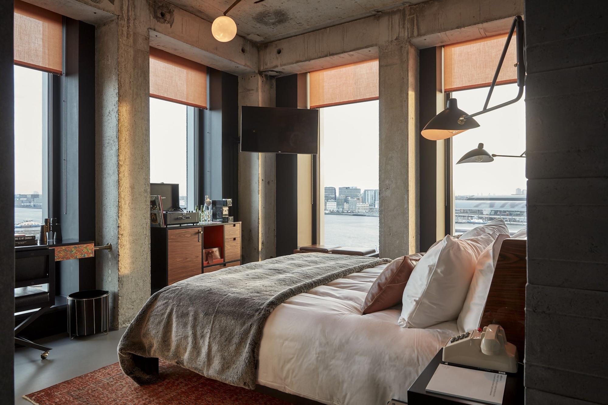 Sir Adam Hotel 4*