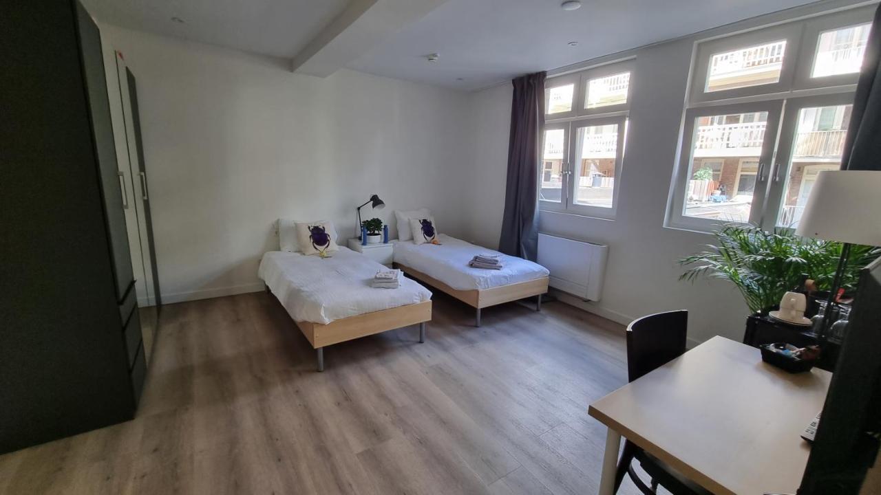 Hotel Tolstraat 75 - Senior Care