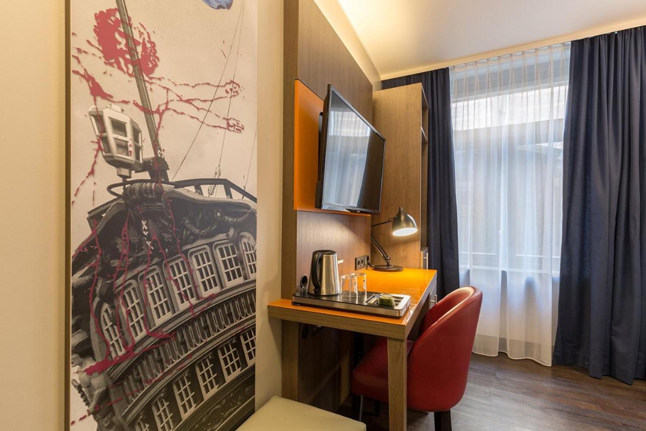 Leonardo Center Hotel
