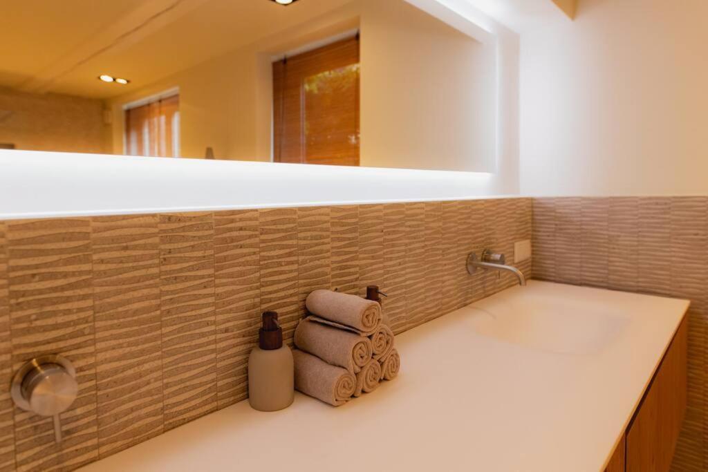 Newly Renovated Luxurious 200 Sqm Loft In Centre