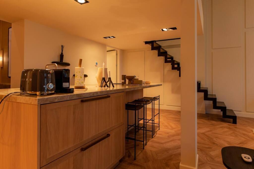 Apartment Newly Renovated Luxurious 200 Sqm Loft In Centre *