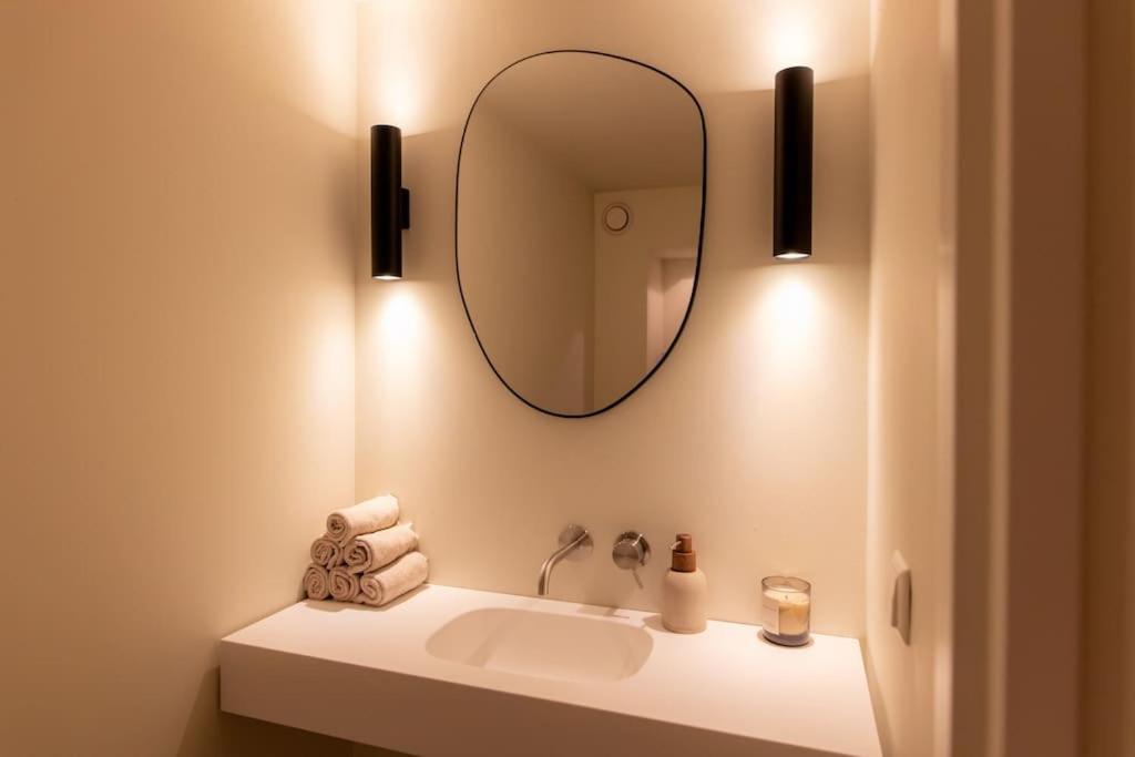 Newly Renovated Luxurious 200 Sqm Loft In Centre