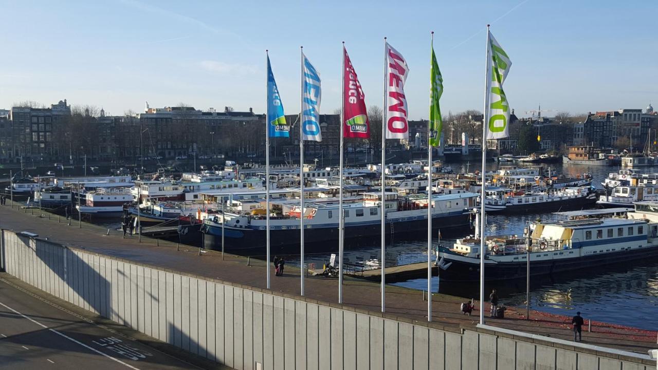 Sailing Amsterdam