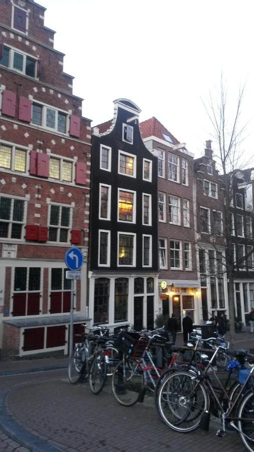 Sailing Hotel