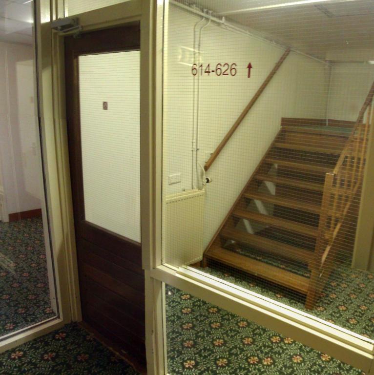Hostel Budget Hostel Bargain Toko