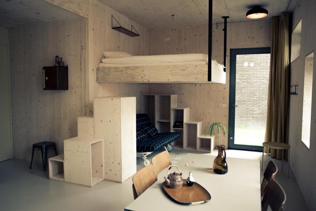 Private Eco Wooden Studio With Bath And Bikes And Garden Guest house *