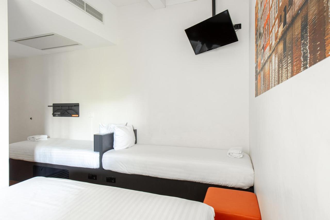 Easyhotel Centre South 2* Amesterdão