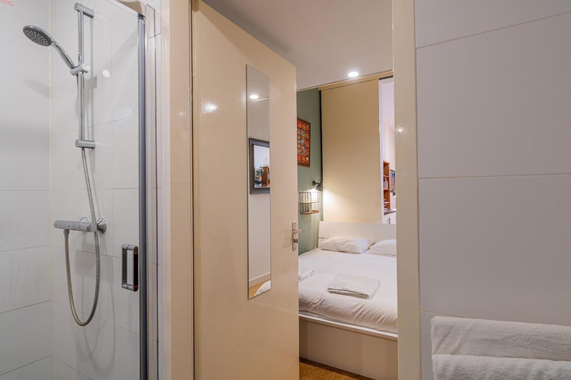 Fully Fitted - 15 Min From Station Séjour chez l'habitant *