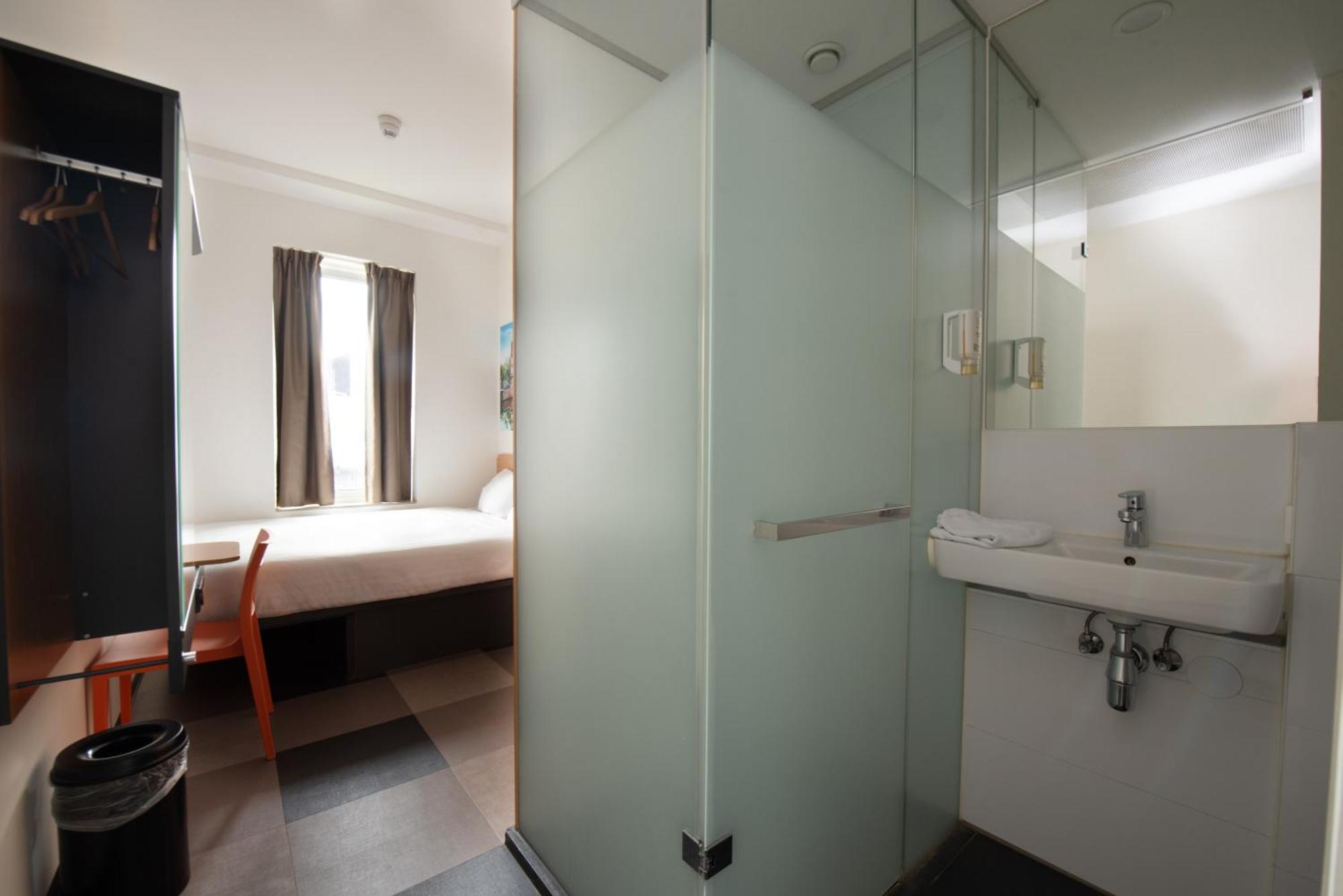 Easyhotel Arena Boulevard