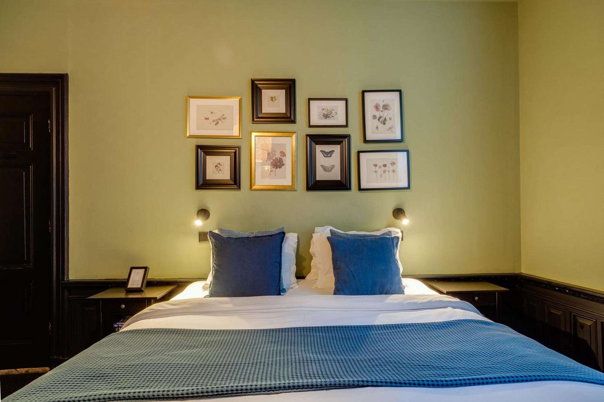 Seventyfive Hotel 2*