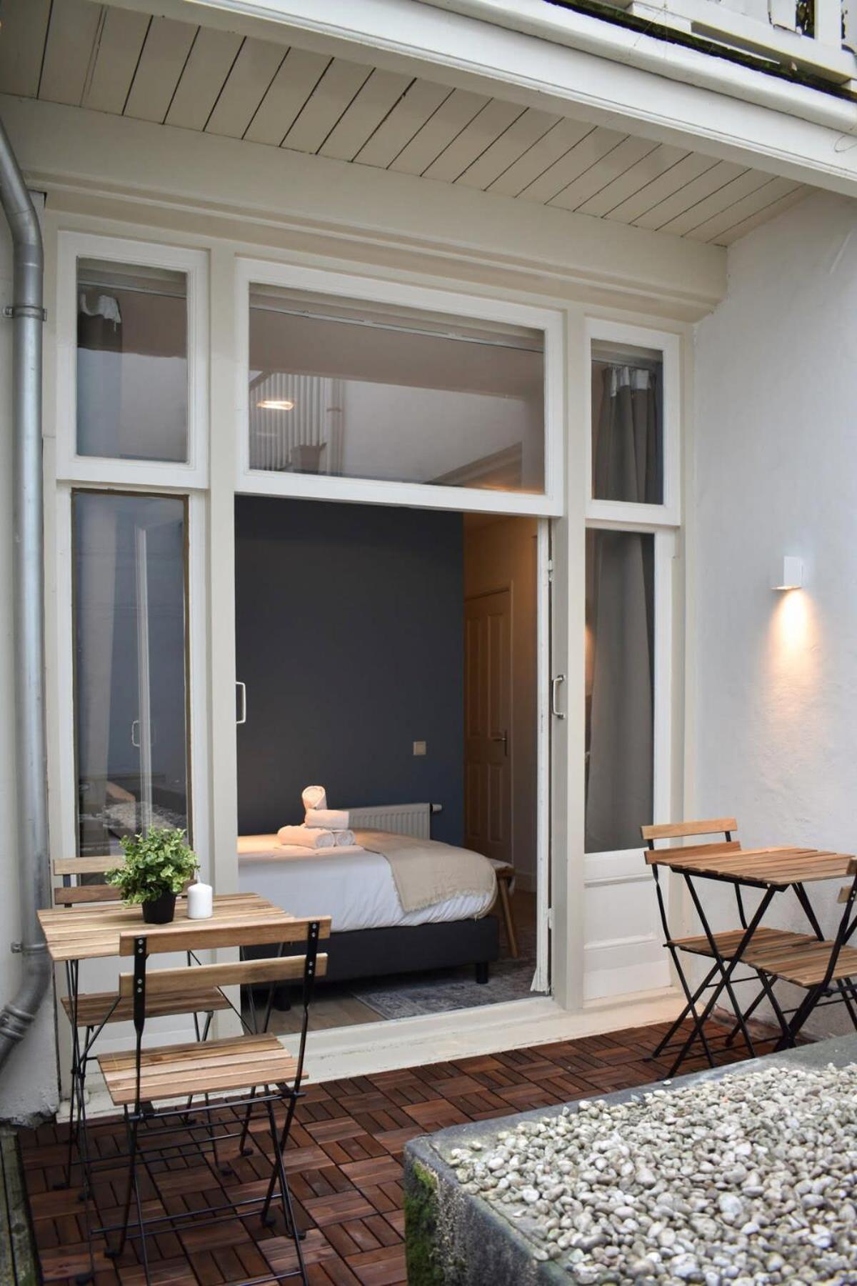 Rembrandtplein House A Bed & Breakfast *