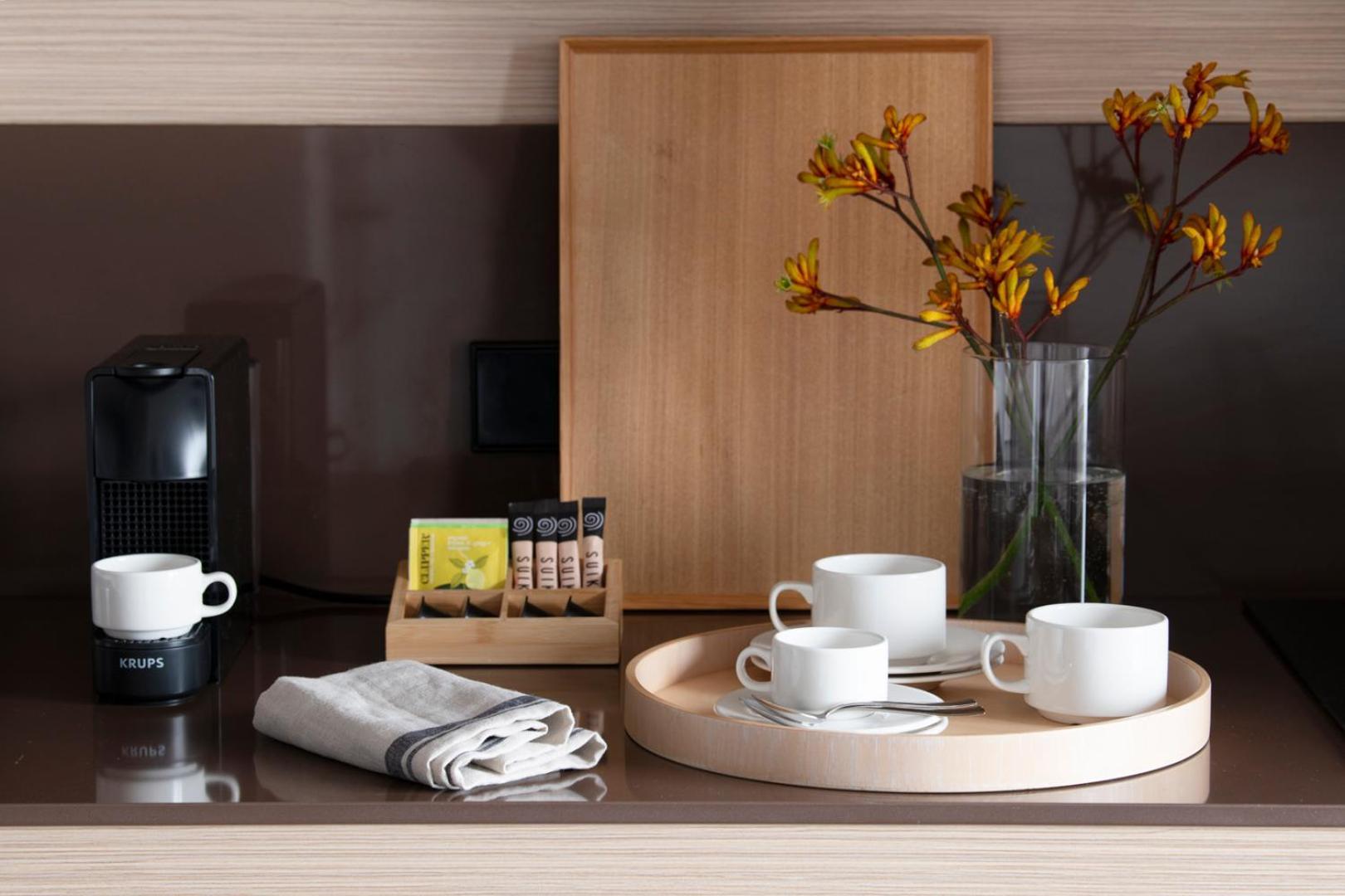 Eric Voekel Boutique - Riverfront Appartement