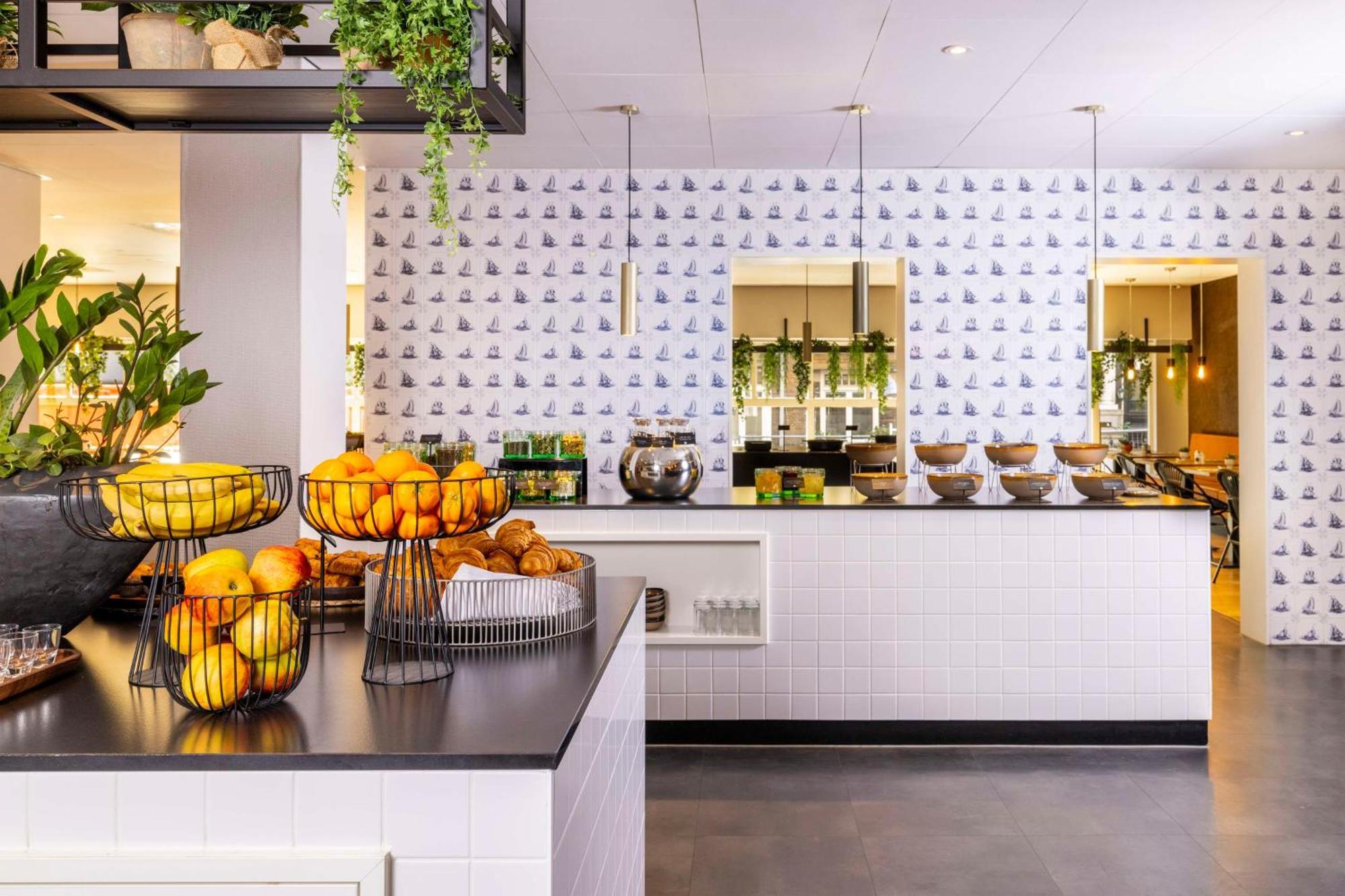 Nh Leidseplein Hotel 4*