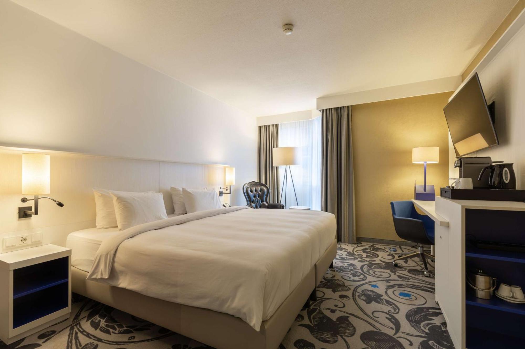 Radisson Blu Hotel, Center 4* Amsterdam