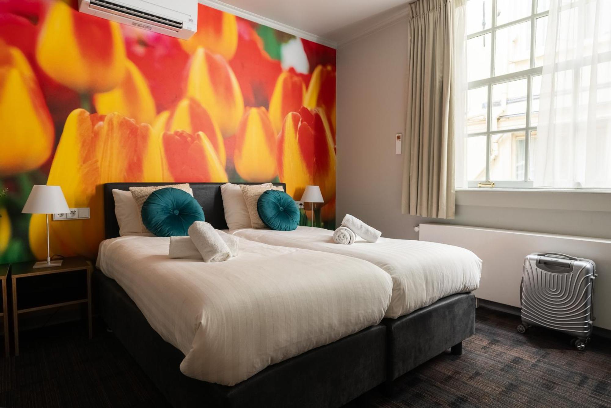 Hotel Multatuli 3*