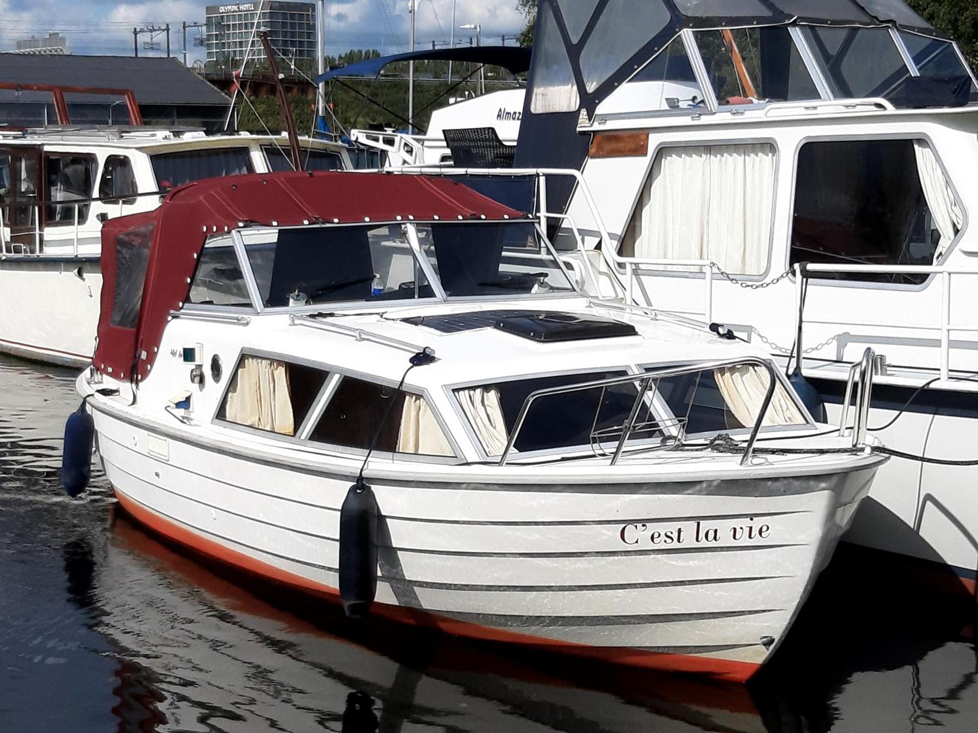 Bateau-hôtel Motor Yacht Amazone Amsterdam