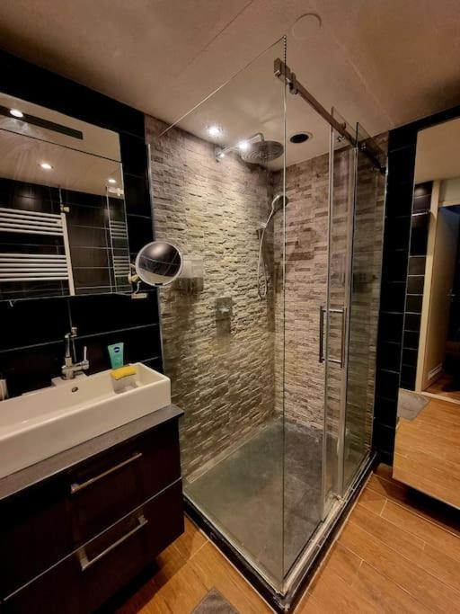 Homestay 500-mb Hi-tech Silent Work-home