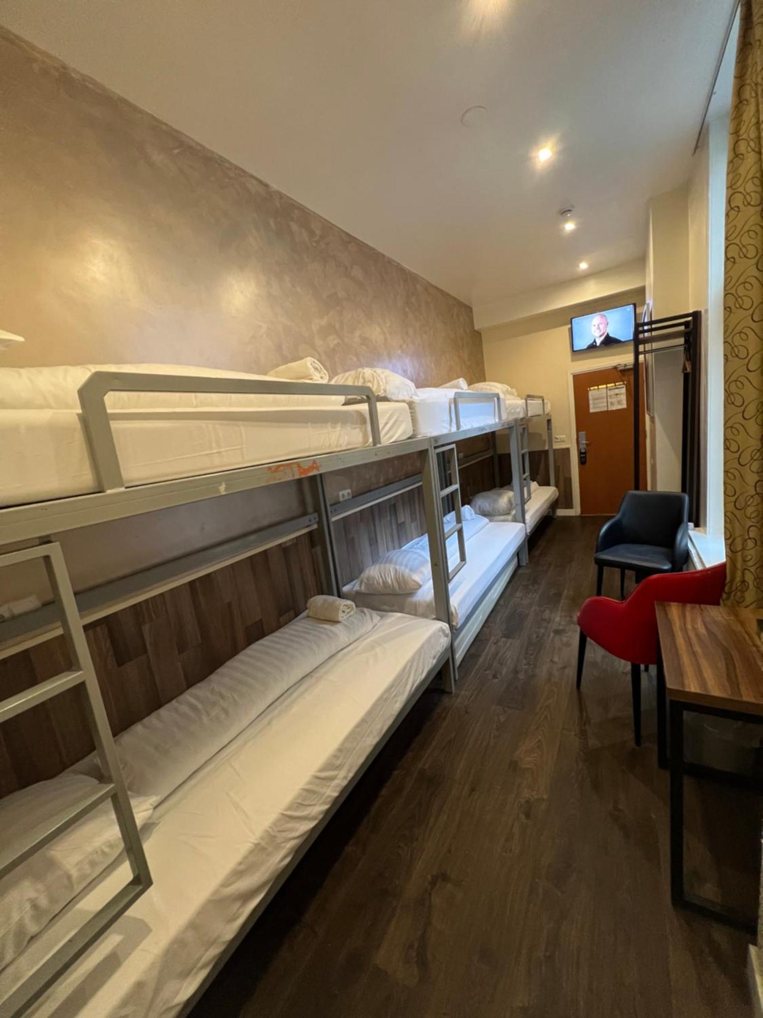 Budget Dam Hotel 2*
