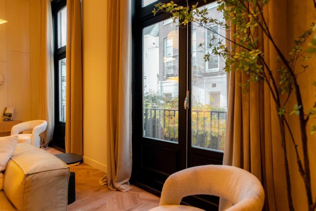 Apartment Newly Renovated Luxurious 200 Sqm Loft In Centre