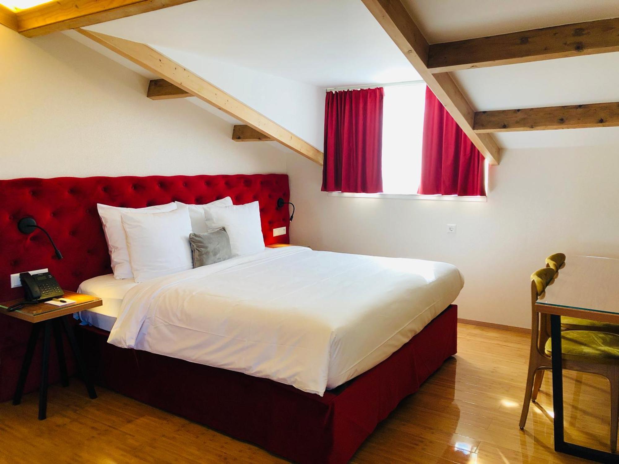 Hotel Chasse Residency 4*