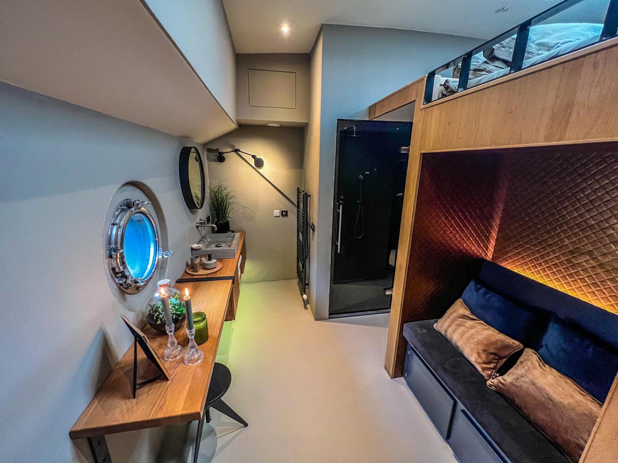 Boat & Boost Bed & Breakfast *