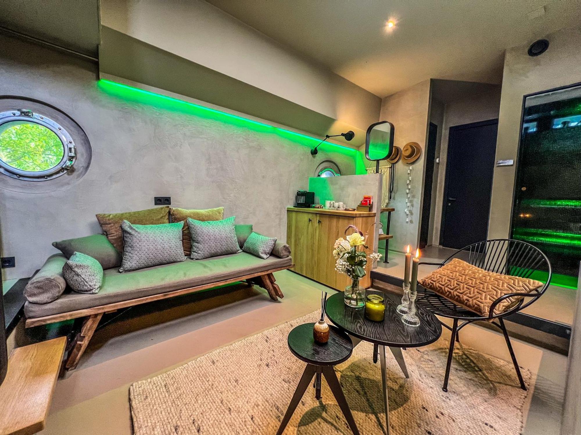 Boat & Boost Bed & Breakfast Amsterdam