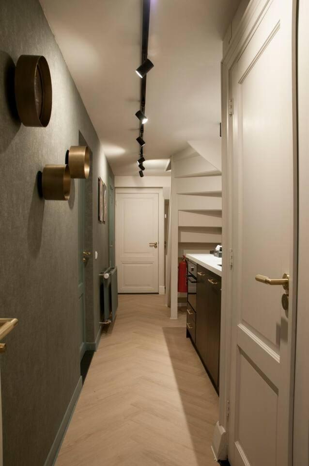 Apartment New! Centre Suites By B&b61 *