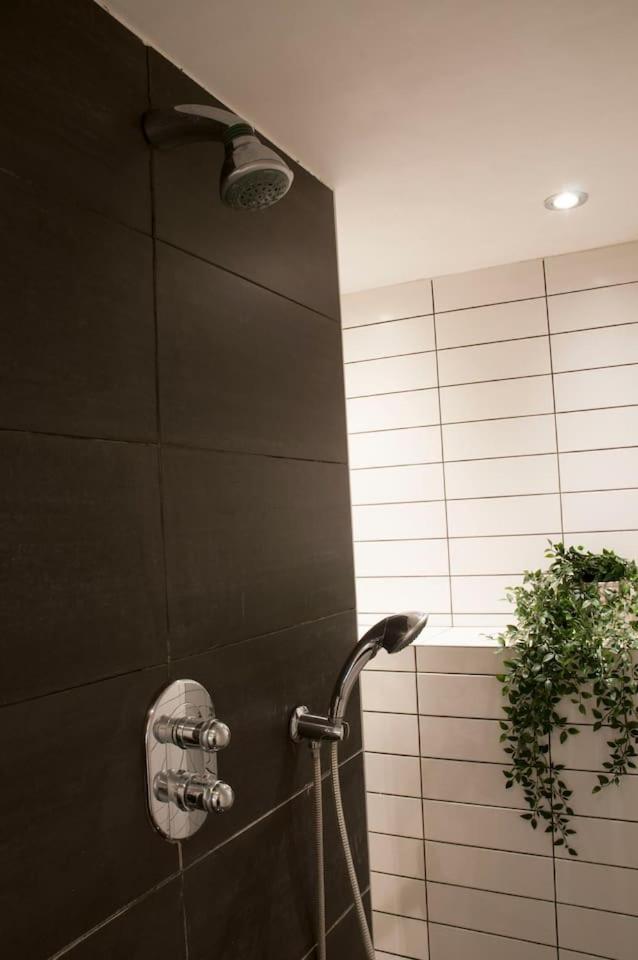 Apartment New! Centre Suites By B&b61 *