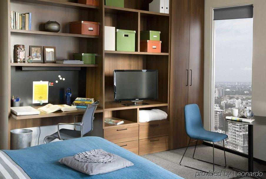 The Social Hub West 3*