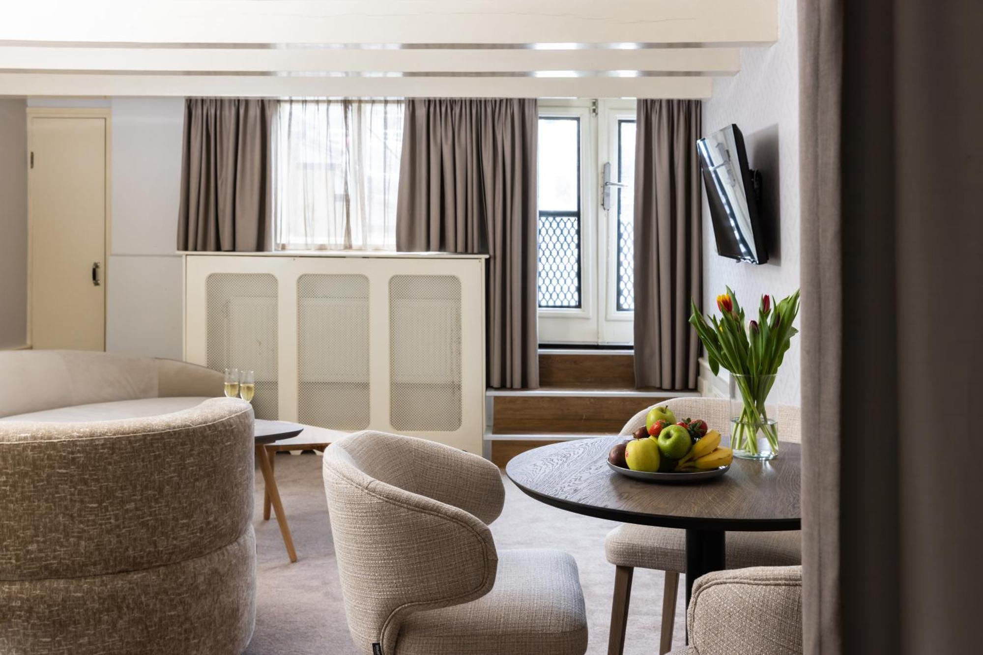 Canal Apartment Amsterdam