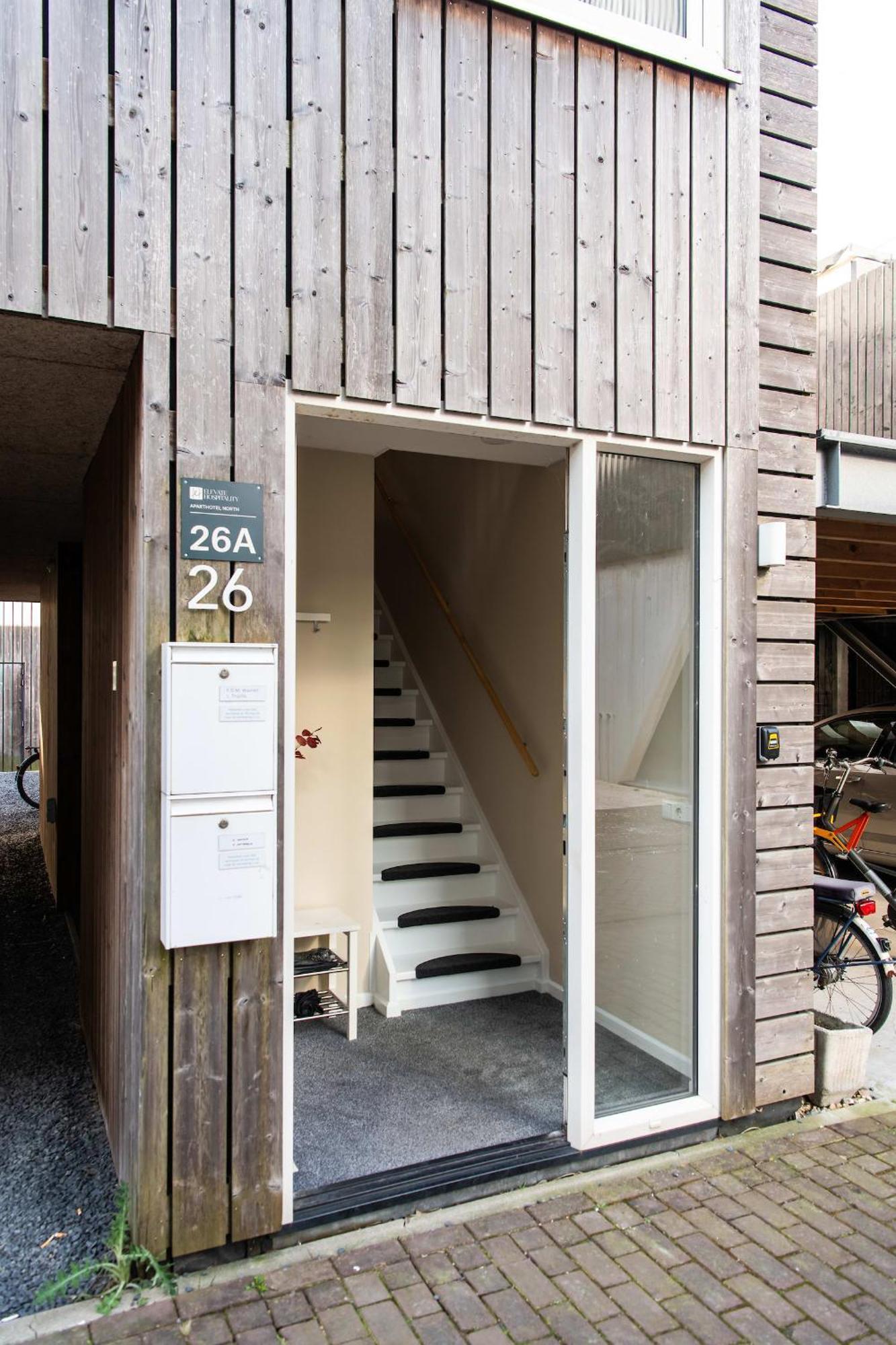 North Spacious For 6 Guests Apartment *