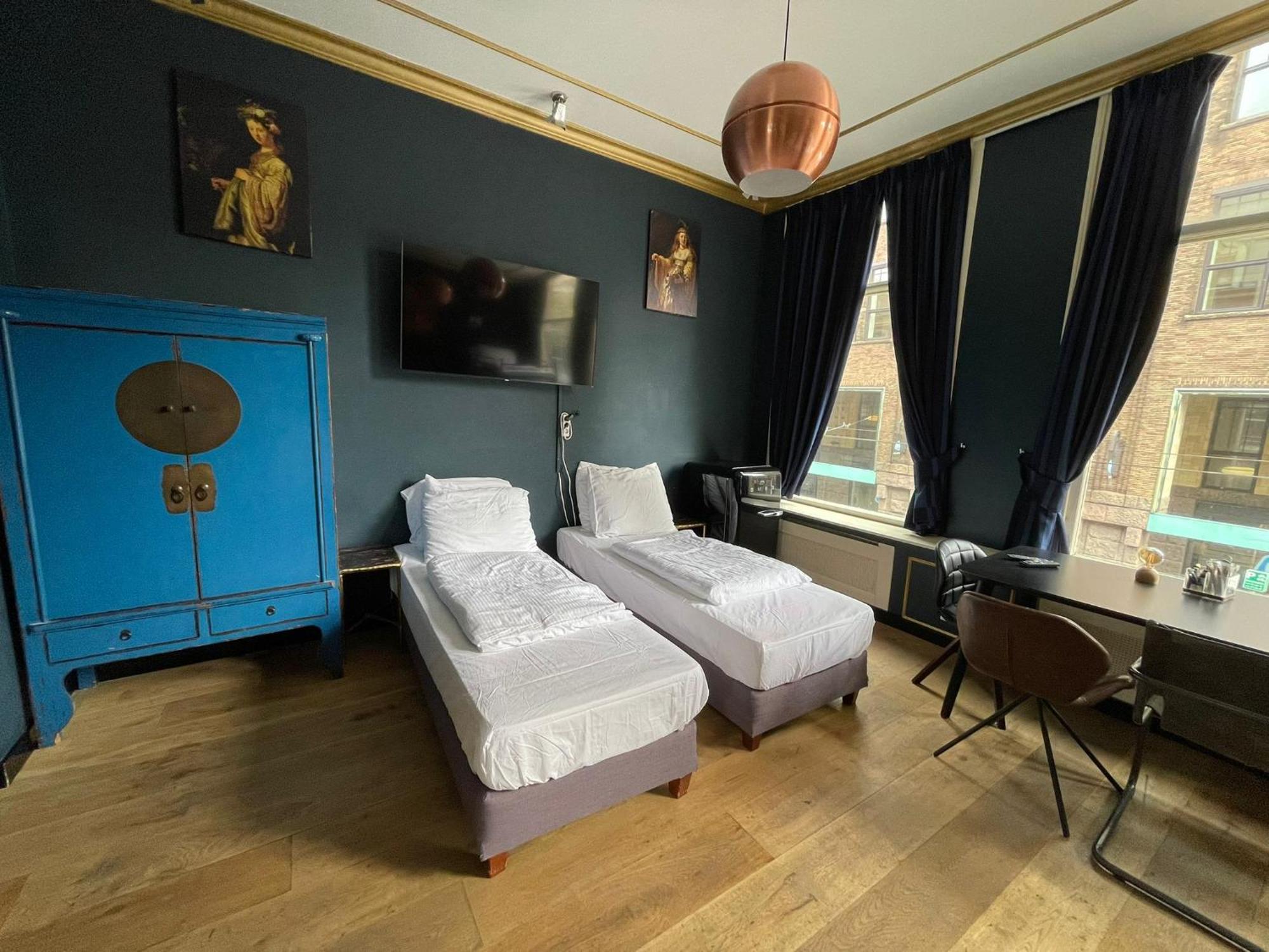Amsterdam Rembrandt Square City Center Hotel 3*