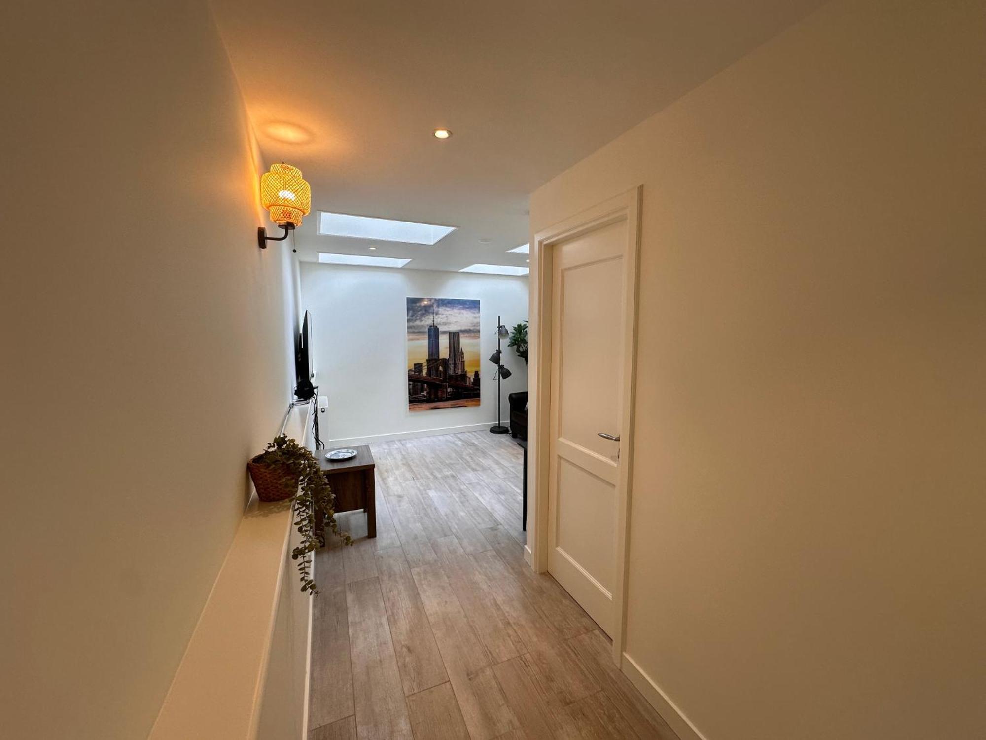 Appartement House With 2 Private Independent Studio's 120 M2 Amsterdam