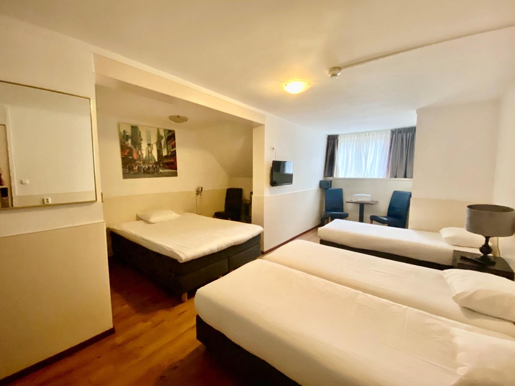 Sphinx Hostel Amsterdam