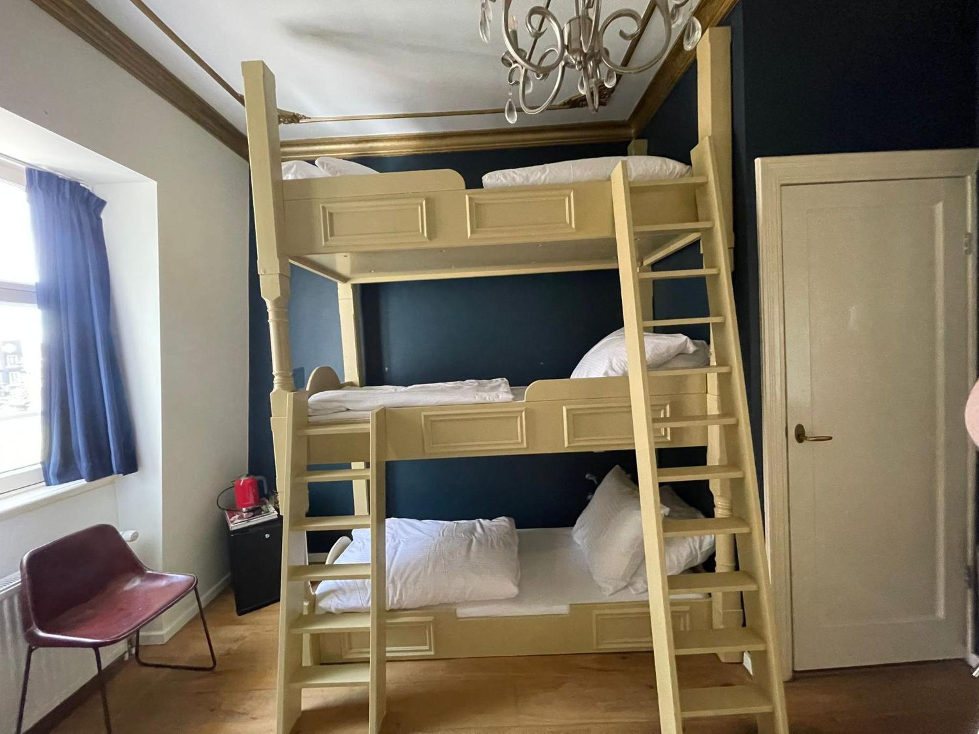 Amsterdam Rembrandt Square City Center Hotel 3*