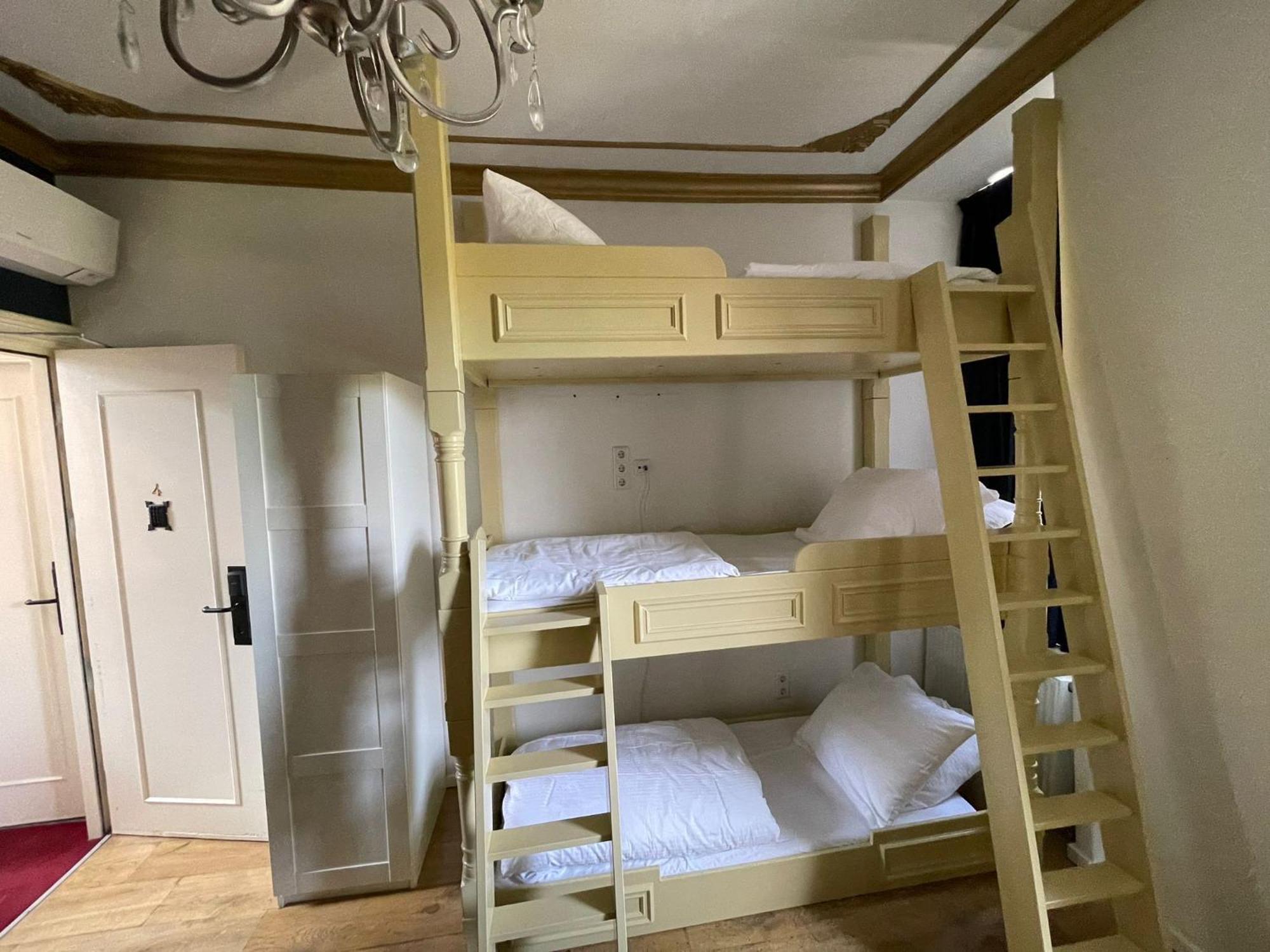 Hotel Amsterdam Rembrandt Square City Center Hotel 3*