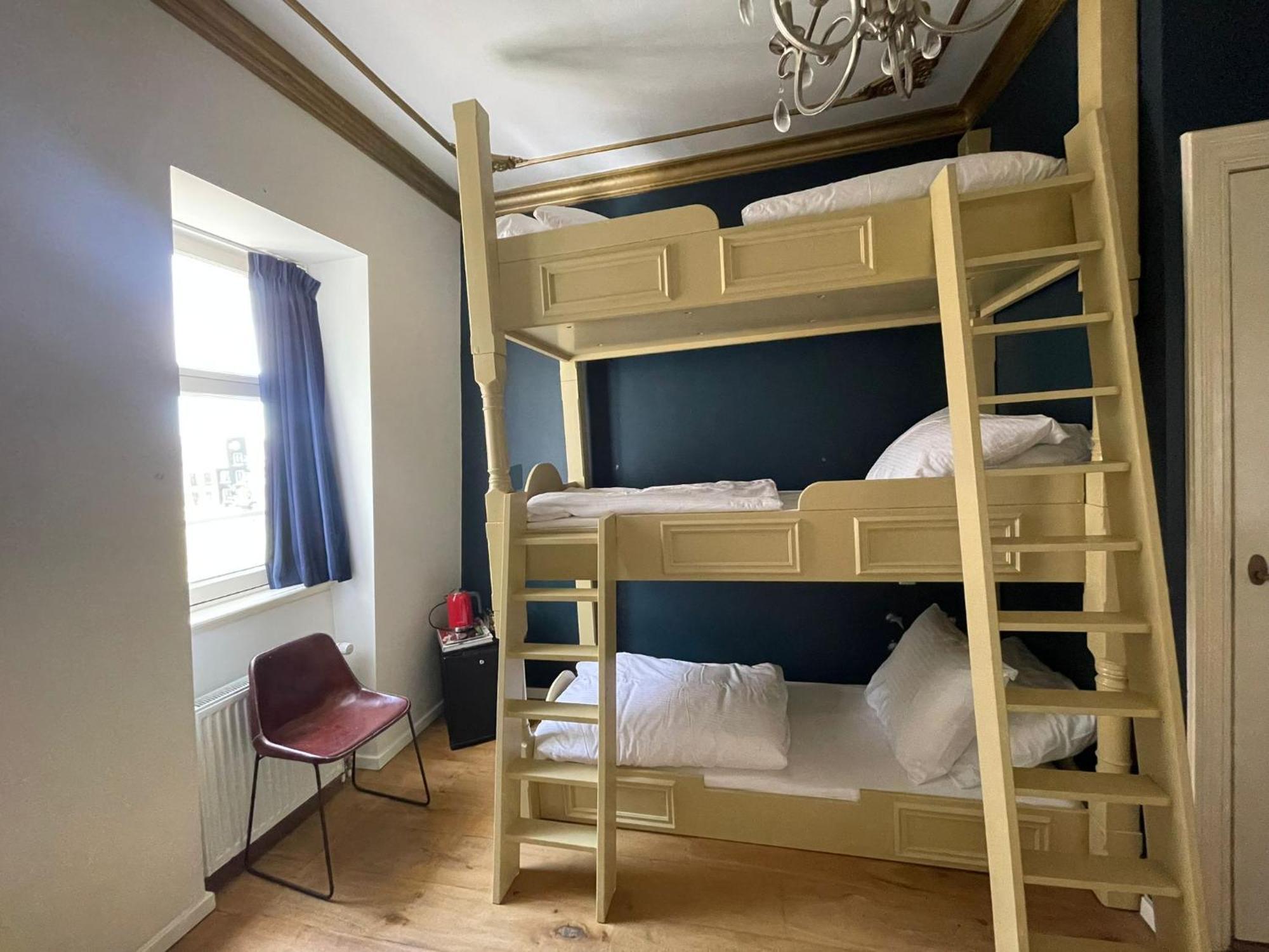 Amsterdam Rembrandt Square City Center Hotel 3*
