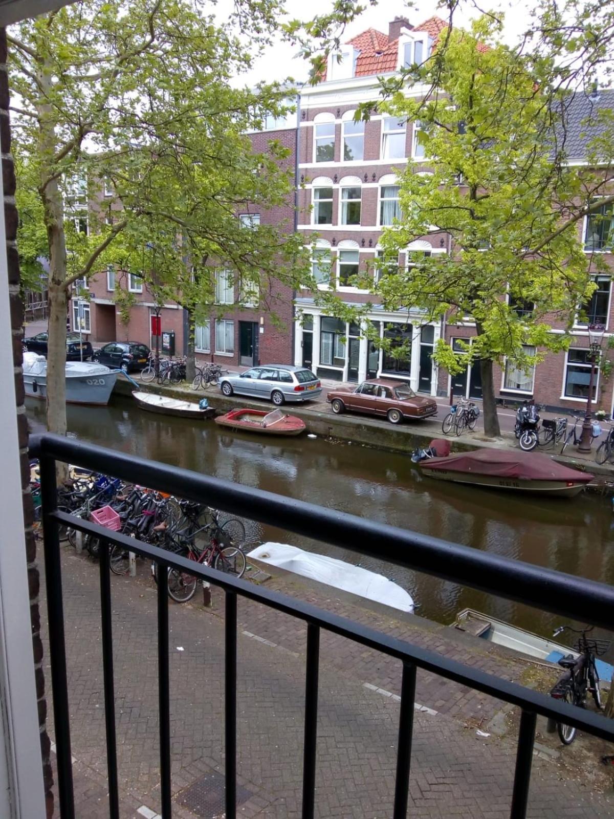 Apartment Jordaan Canal View