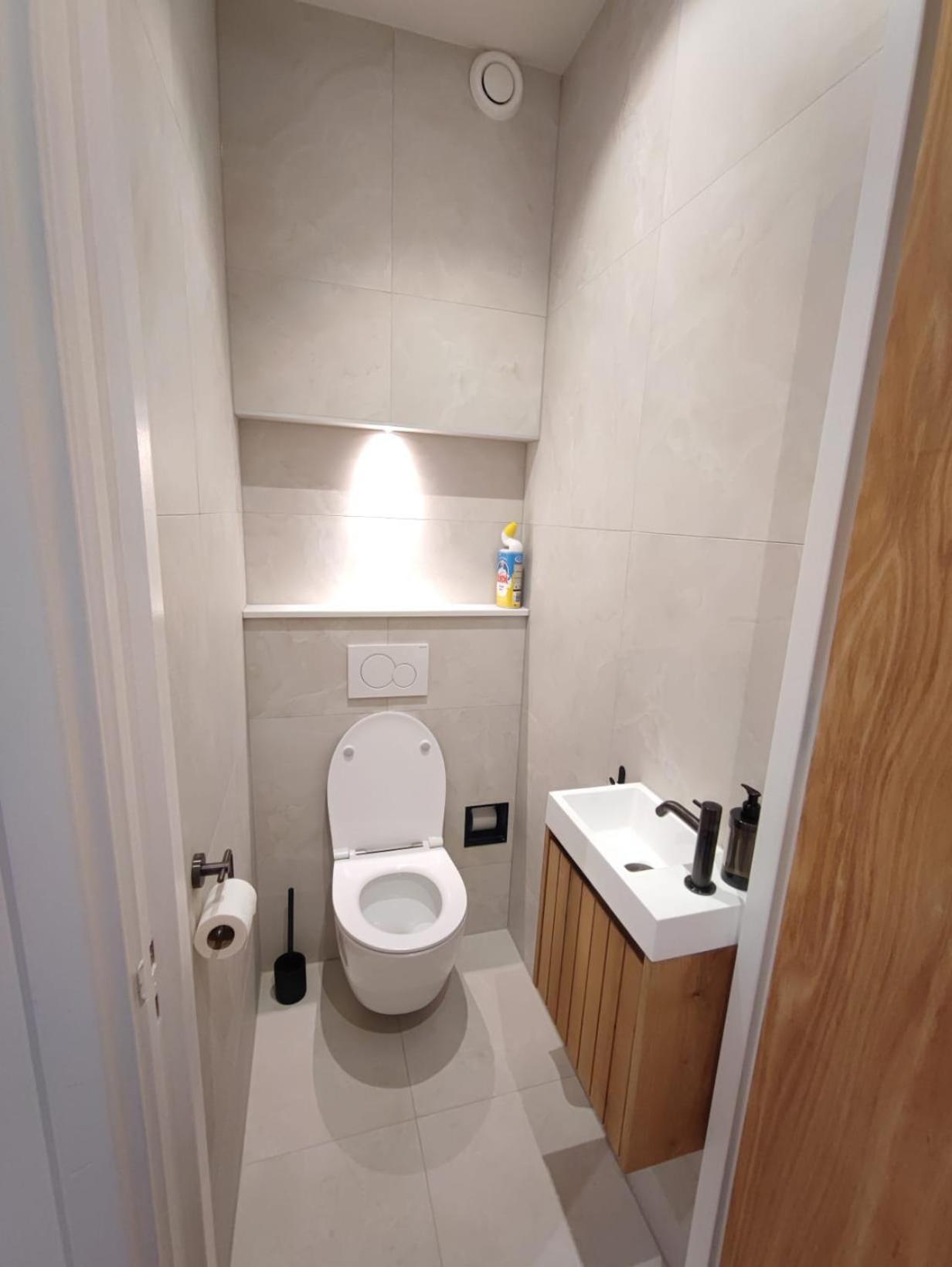 Homestay Luxury With Private Bathroom On Great Location. Amsterdam