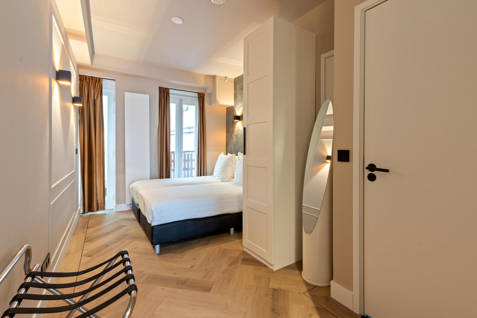Midtown Twin Aparthotel 3*