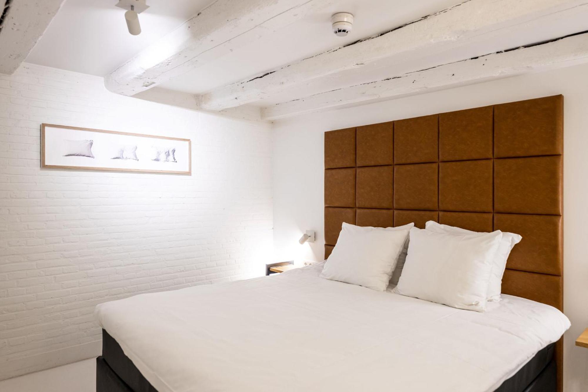 Yays Salthouse Canal Aparthotel