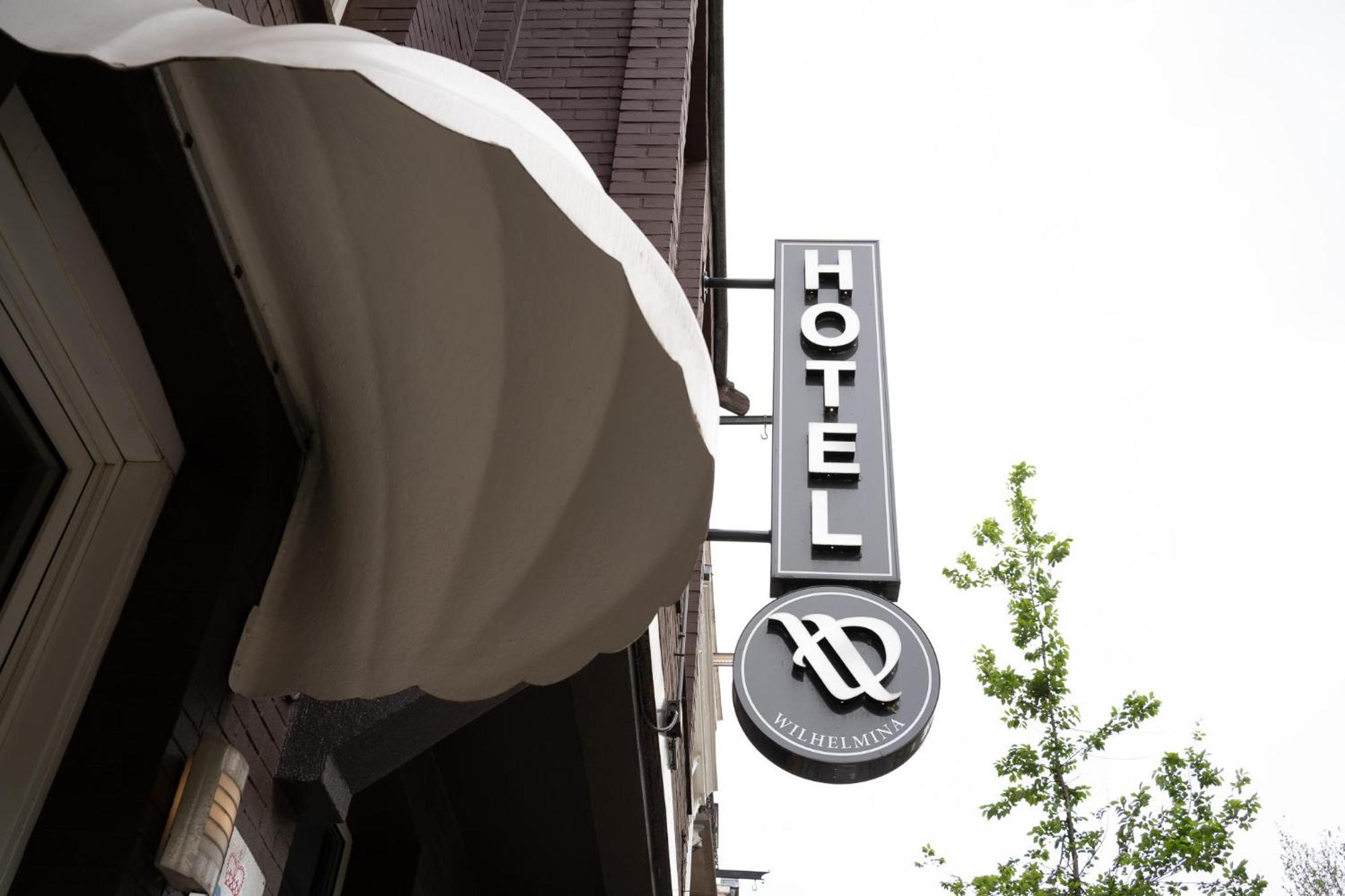 Aadam Wilhelmina Hotel 3*